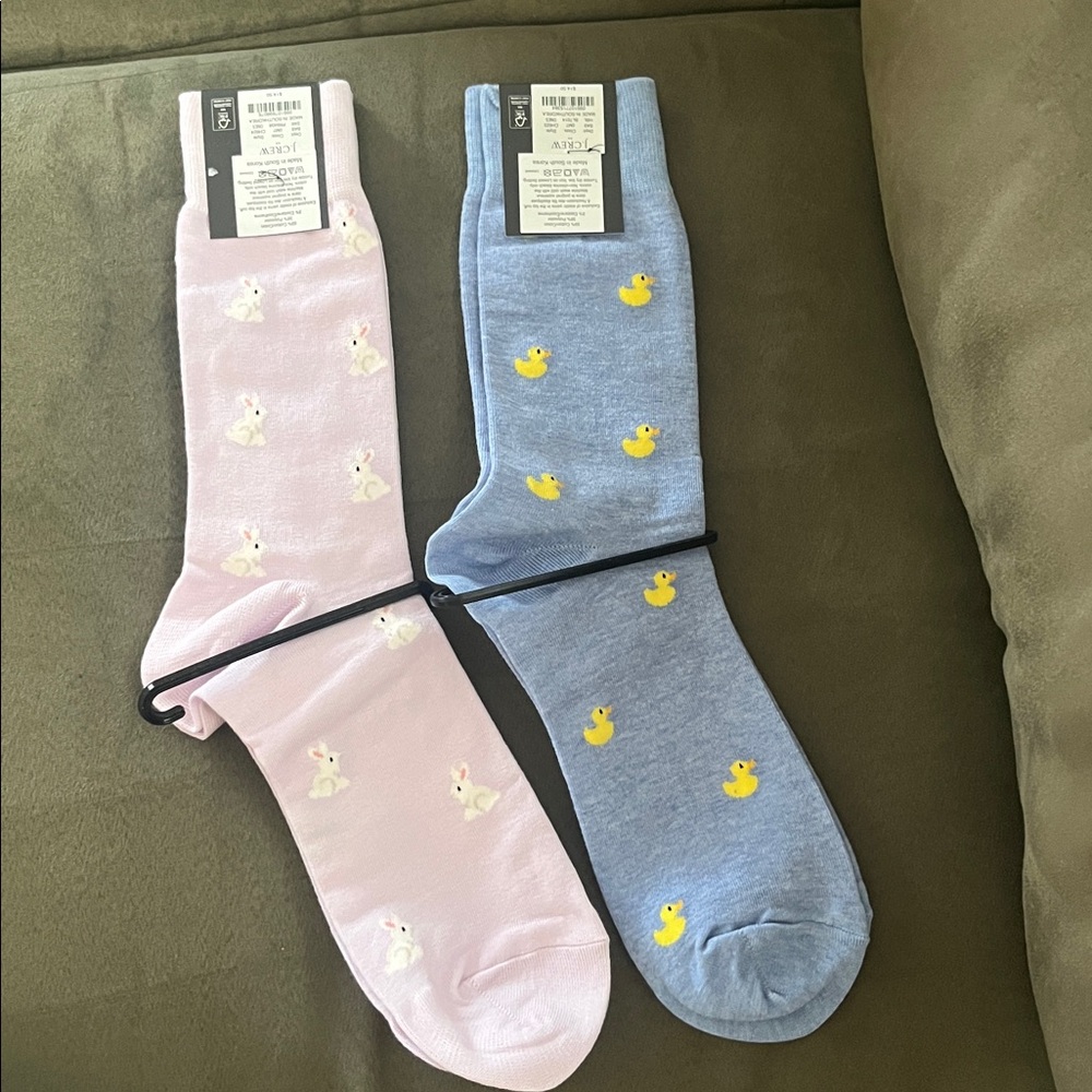🔥🔥  J Crew women’s set of 2 Easter themed socks, NWT - Picture 2 of 3
